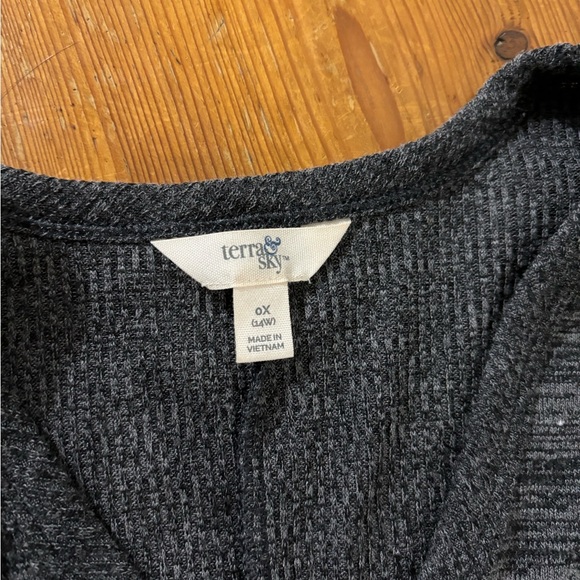 Soft 3/4 Length Sweater - Picture 6 of 6